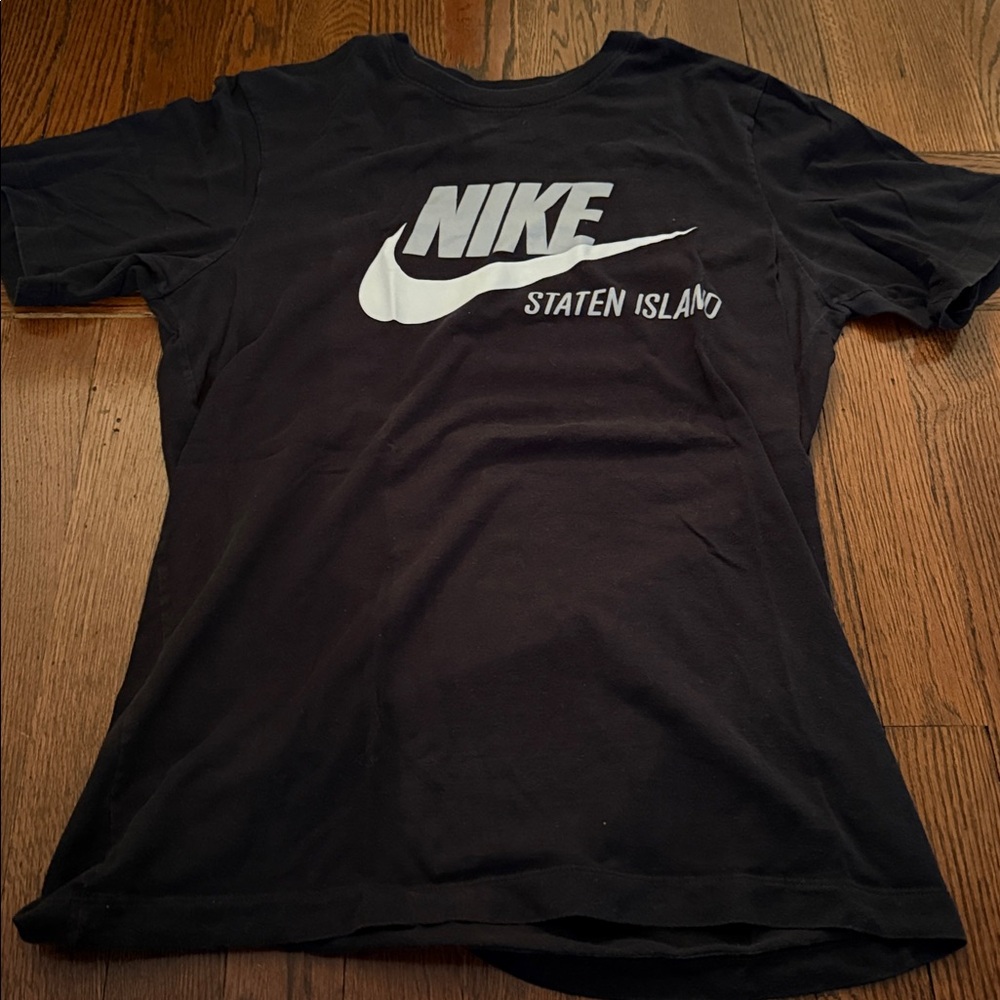 Nike Black Tee with Staten Island Logo